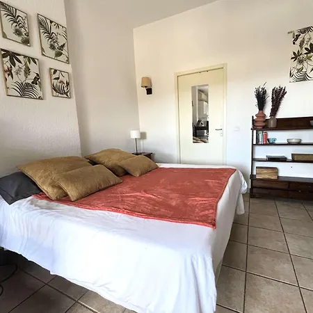 Apartment Florent - 2 Couchages Avec Piscine Saint-Florent (Corsica)